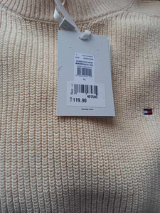 Tommy Hilfiger (2 фото из 2)