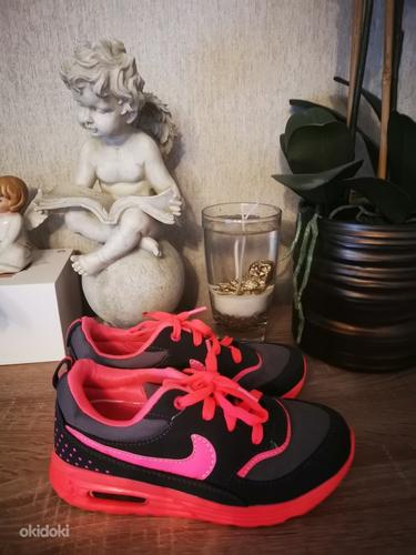Детские кроссовки Nike (фото #1)
