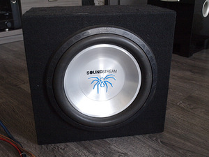 Subwoofer (30cm) + 2 võimendit (3 foto / 3)