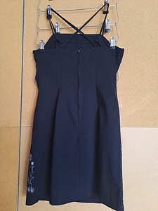Красивое платье S/M (3 фото из 3)