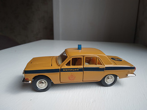 Mudelauto Volga miilits Gaz 24 1:43 ussr (3 foto / 8)