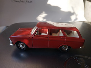 Mudelauto Moskvich 427 made in ussr. A4 1:43 (1 foto / 7)