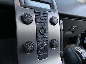 Volvo V50 1.6 D 80kW 2005 (9 foto / 15)