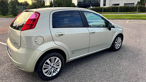 Fiat Punto 1.4 57kw, 2007 (3 foto / 11)
