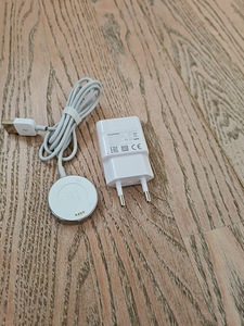 Stiilne nutikell Huawei smartwatch (2 foto / 2)