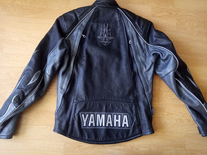 Naiste motojope Yamaha, r. S (2 foto / 5)