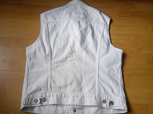 Levis vest r. L (5 foto / 5)