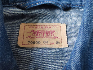 Levis куртка XL (2 фото из 3)