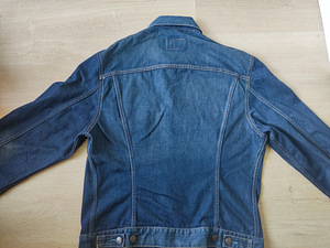 Levis куртка XL (3 фото из 3)