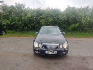 Mercedes-benz e270 2.7 130kw 2003 (2 foto / 8)