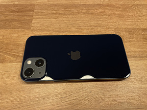 Apple iPhone 13, Black, 128GB (1 foto / 3)