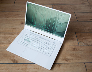 Asus TUF Dash F15 i7 / RTX 3070 / 240Hz / 1TB (1 foto / 1)