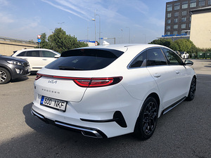 Kia ProCeed GT-LINE 1.5 118kW 2024 (3 foto / 14)