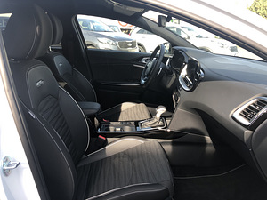 Kia ProCeed GT-LINE 1.5 118kW 2024 (10 foto / 14)