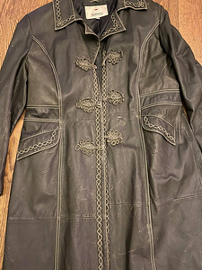 Кожаное пальто (винтажный стиль).