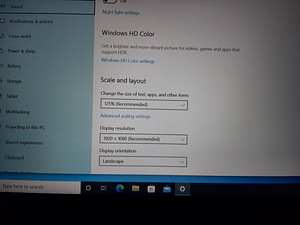 Lenovo T15 (8 foto / 9)