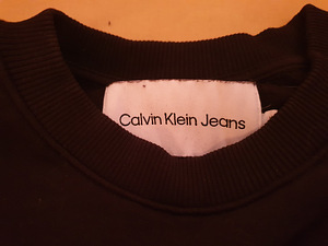 Calvin kleini kampsun (2 foto / 2)