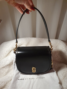 Продано! Фирменная кожаная сумка Marc Jacobs! (4 фото из 5)