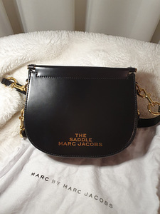 Продано! Фирменная кожаная сумка Marc Jacobs! (5 фото из 5)