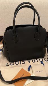 Оригинальная сумка Louis Vuitton (4 фото из 10)