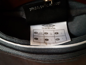 T-särk UMBRO (4 foto / 7)