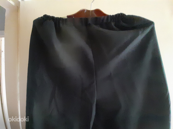 Черные штаны (фото #2)