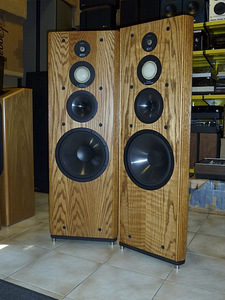 HiFiClassic Kauplus / Vintage ,HiFi & High-End Audiotehnika (5 foto / 8)