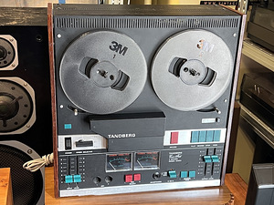 Tandberg Series 9000X (2 foto / 4)