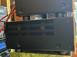 Усилитель мощности Marantz 300DC (4 фото из 4)