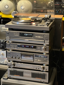 Technics SU-C800U,SE-A800S,ST-GT550,SL-PD667,RS-BX501,SL1900 (3 foto / 8)