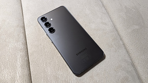 Samsung Galaxy S24 256Gb Onyx Black (3 foto / 3)