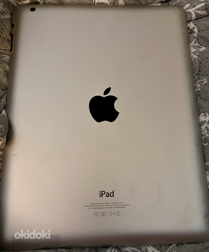 iPad (4-е поколение) WiFi (фото #2)