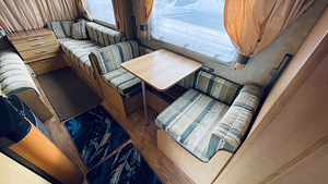 Haagissuvila Swift AVENTURA 320 (5 foto / 9)