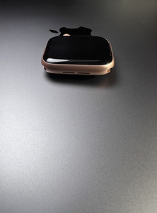Apple Watch SE GPS + LTE 44mm Aluminium Gold BH93% (4 foto / 8)