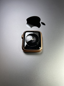 Apple Watch SE GPS + LTE 40mm Aluminium Gold BH100% (9 foto / 9)