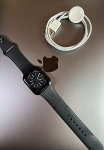 Apple Watch Series 6 GPS 44mm Graphite Aluminium BH98% (1 foto / 8)
