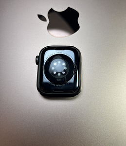 Apple Watch Series 8 GPS+LTE 41mm Graphite Stainless Steel (8 foto / 10)