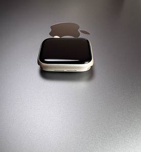 Apple Watch SE Gen.2 GPS 40mm Starlight Aluminum BH 84% (5 foto / 8)