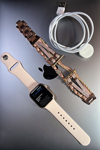Apple Watch Series 6 GPS 40mm Gold Aluminium BH 87% (2 foto / 8)