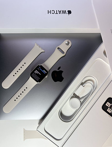 Apple Watch SE Gen.2 GPS 40 mm Starlight Aluminum BH97% (2 foto / 8)