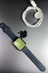 Apple Watch Series 7 GPS 45mm Green Aluminum BH91% (1 foto / 4)