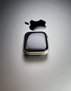 Apple Watch SE Gen.2 GPS 40 мм Starlight Aluminum BH91% (3 фото из 8)