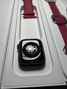 Apple Watch Series 7 GPS + LTE 41mm Red Aluminum BH99% (8 foto / 8)