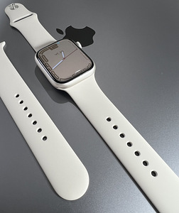 Apple Watch Series 8 GPS/LTE 45mm Starlight Aluminum BH85% (1 foto / 9)