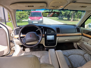 Lincoln continental (3 фото из 7)