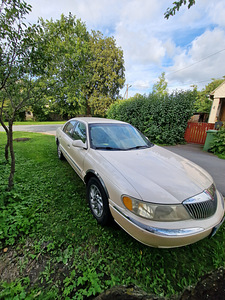 Lincoln continental (1 фото из 7)
