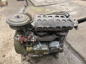 УД-2 Бензиновый двигатель (2 фото из 2)