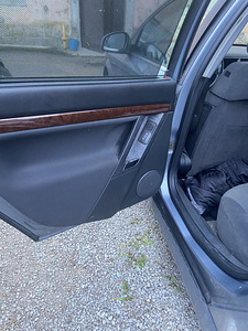 Opel Vectra (8 foto / 9)
