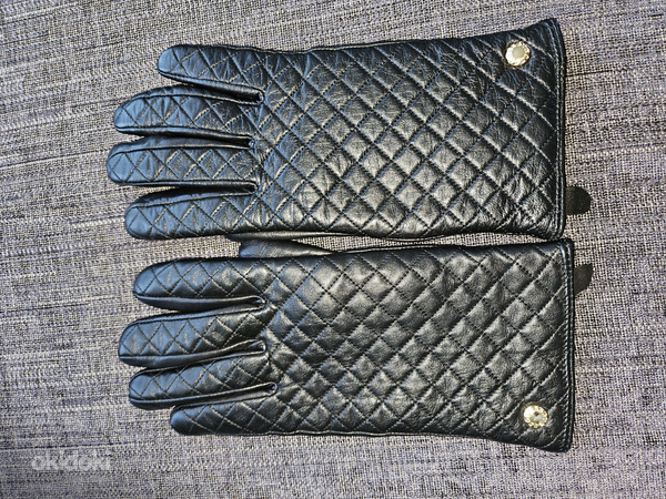 Guess перчатки кожаные, размер M (скорее S) (фото #1)