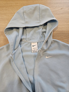 Nike kampsun, suurus 128-137 (2 foto / 4)